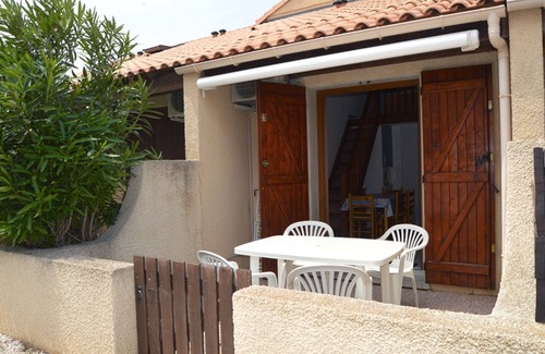 Port Leucate House | AIR-CONDITIONED MAISONNETTE - CLOSE TO PORT AND SHOPS