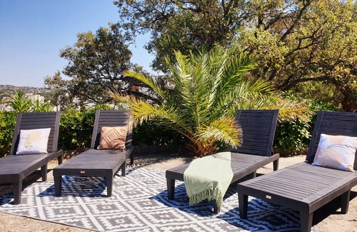 Sainte-Maxime House | Air-conditioned Provençal Mazet for 10 people