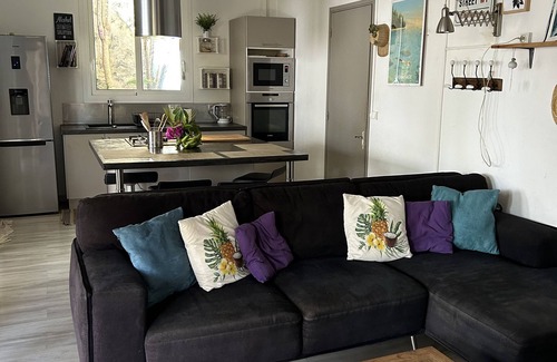 Centre-Ville House | Air-conditioned villa in the city center 10 minutes from the lagoon on foot.