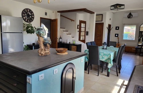 La Farlede House | Air-conditioned villa with private pool 10km from the beach