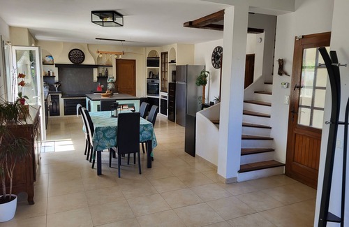 La Farlede House | Air-conditioned villa with private pool 10km from the beach