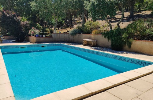 Torderes House | Air-conditioned villa with swimming pool among the cork oaks.