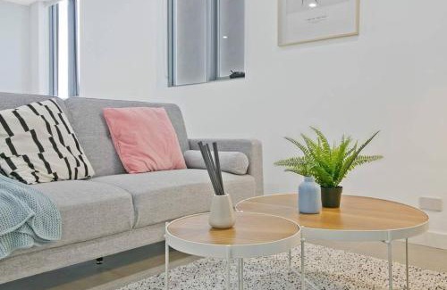 Mascot Apartment | Aircabin｜Mascot｜Spacious & Modern｜Walk to station