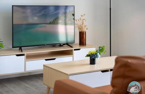 Rosebery Apartment | Aircabin - Rosebery - Lovely - 2 Beds Apt +Parking