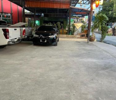 Racha Thewa House | Airi Homestay