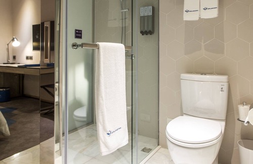 Kaohsiung City Centre Hotel | Airline Inn - Kaohsiung Station