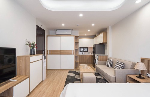 Cong Vi Apartment | Airport pickup/dropoff-private apt-near lake