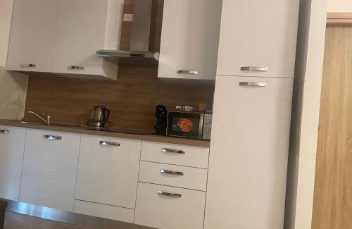 Azzano San Paolo House | airport room -1