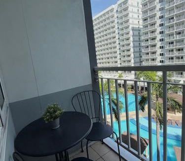 Barangay 76 Apartment | Aiza's Place with Two Beds in Shell Residences PASAY near MOA and NAIA