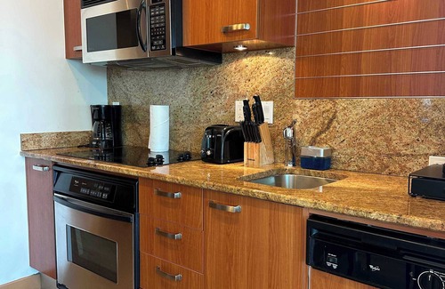 Brickell Apartment | AKA Brickell Sea View Balcony 2BR by Palermo Home