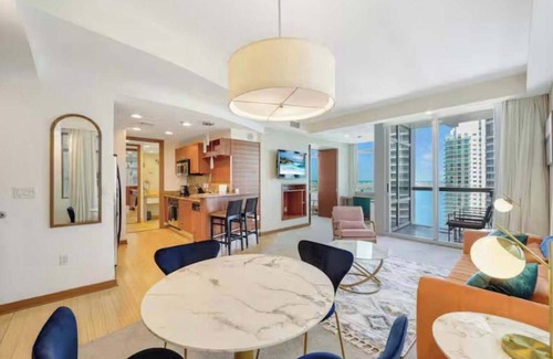 Brickell Apartment | AKA Brickell Skyline 29th Floor by Palermo Home