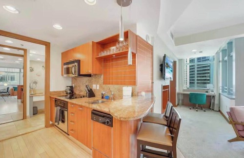 Brickell Apartment | AKA Brickell Skyline 29th Floor by Palermo Home