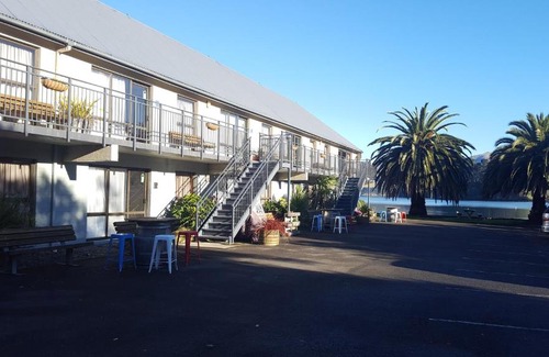 Akaroa Hotel | Akaroa Waterfront Motels