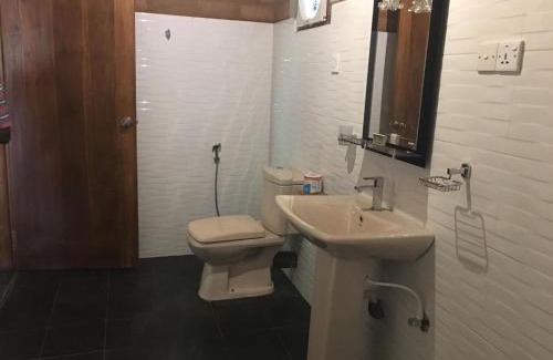 Kalkudah Hotel | Aki Villa