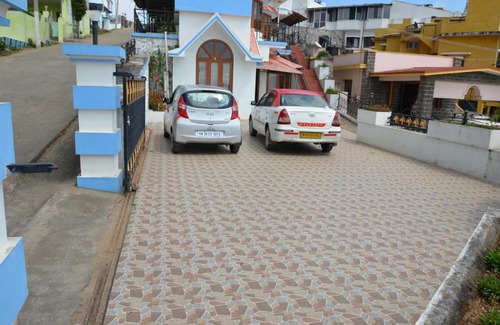 Kodaikanal House | Akka Cottage (Home stay)