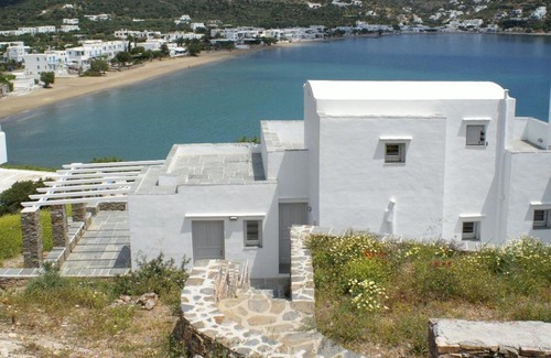 Platis Gialos House | Akrotiraki Apartments