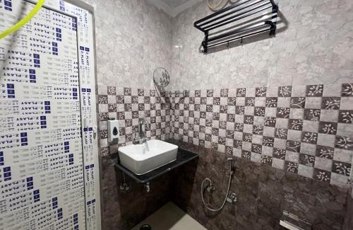 Faizabad Hotel | Aksheta hotels Ayodhya Airport Road