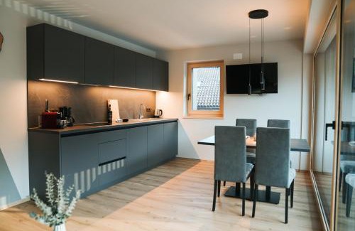 Saltusio Apartment | Aktiv Lodge Meran - Terrace Two