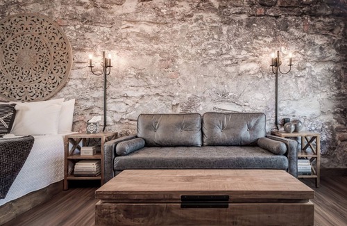 Prescott Hotel | Al Capone-Inspired Hideaway