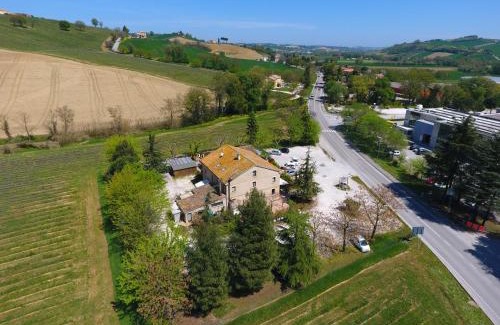 Corinaldo Hotel | Al Casolare