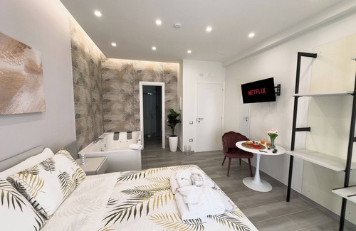Salerno Bed & Breakfast | Al Civico 3 Home & Suites