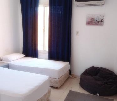 Al Mamsha El Seyahi Apartment | Al-hambra