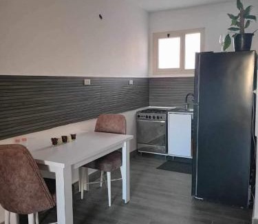 Al Mamsha El Seyahi Apartment | Al-hambra