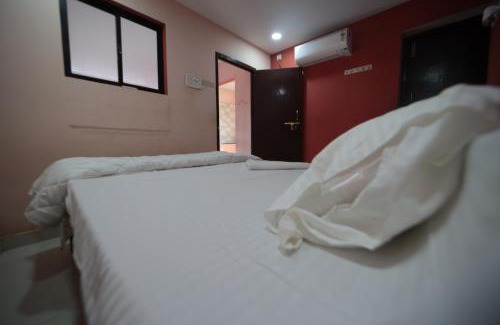 Kalapet Hotel | Al Huda