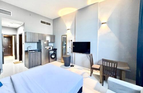 Jumeira 3 Apartment | Al Manara Classic Luxe Studio