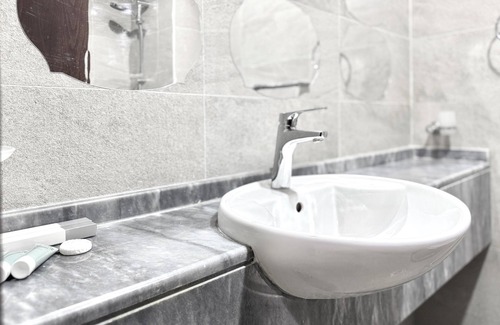 Dubai Apartment | Al Manara Premium Deluxe Studio