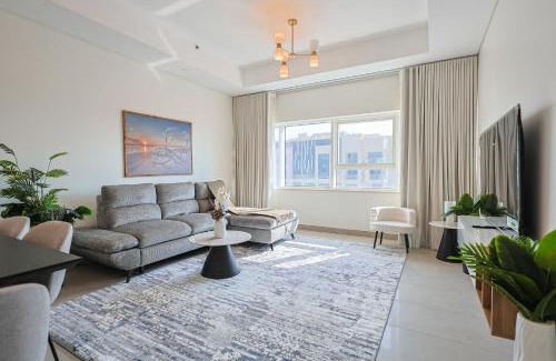 Al Raha Beach Apartment | Al Raha 4-bedroom Suite