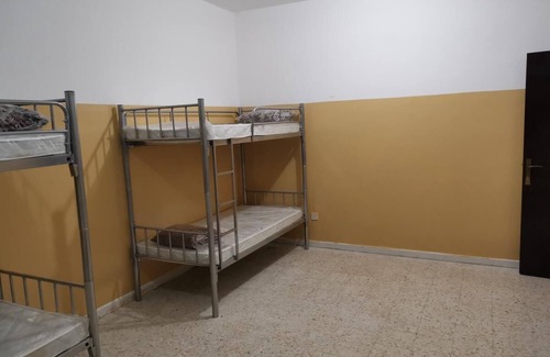 Al Rahba Villa | Al Sadar A الصدر أ (Hostel), Abu Dhabi (UAE)