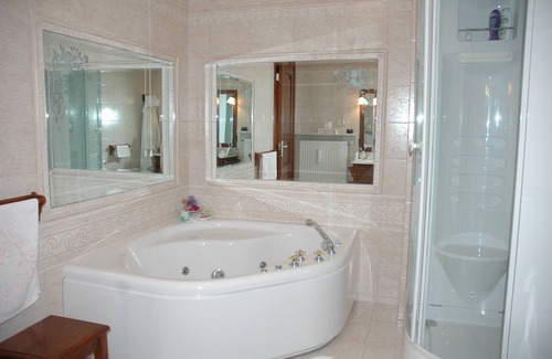 Savogna d'Isonzo Bed & Breakfast | Al Vecchio Glicine - Bed & Breakfast