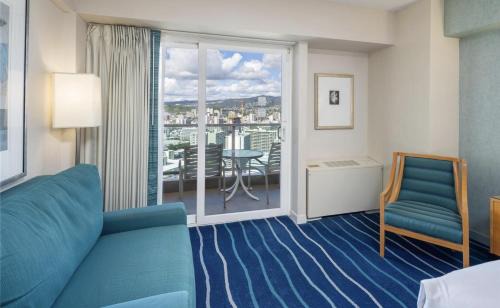 Ala Moana Apartment | Ala Moana Condo by Zelloo