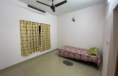 Perumbaikad Apartment | Alappattu home stay
