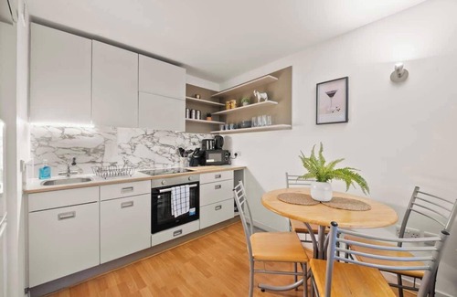 Lewisham Apartment | Alaska Apartment, Greenwich