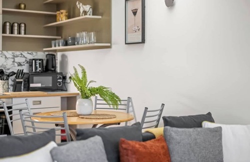 Lewisham Apartment | Alaska Apartment, Greenwich