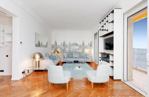 Cannes City Centre Apartment | Alba