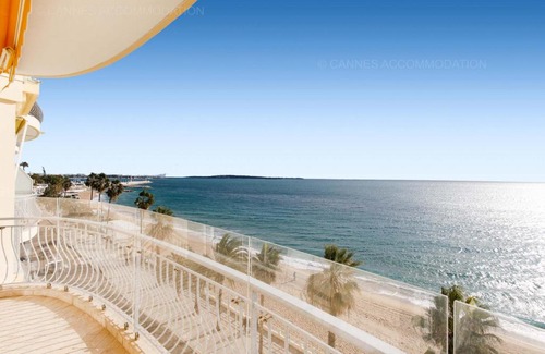 Cannes City Centre Apartment | Alba