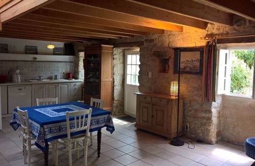Poulgoazec House | ALBATROS HOUSE - Typical charming Breton penty, walking distance to the beach