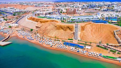 El Hadaba Resort | Albatros Sharm Resort - By Pickalbatros