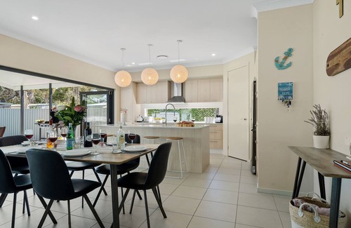Callala Beach House | Albatross — a high set to ensure a perfect view