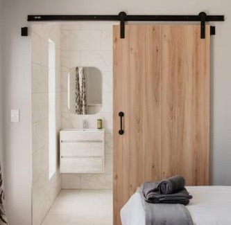 Robertson House | Albatross Lodge - Silwerstrand Golf and River Estate