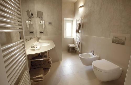 Lucca Historical Center Hotel | Albergo Celide