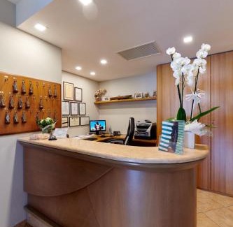 Torri del Benaco Hotel | Albergo Del Garda