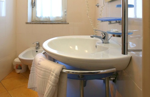 Cercola Bed & Breakfast | Albergo del Pino