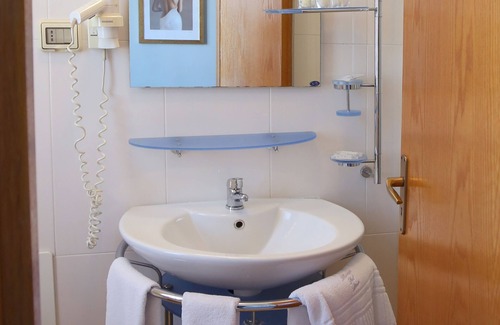 Cercola Bed & Breakfast | Albergo del Pino