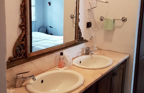 Forcoli Hotel | Albergo Montechiari