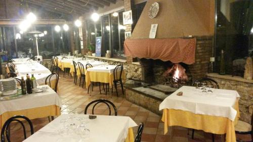 Monteluco Hotel | Albergo Ristorante Ferretti