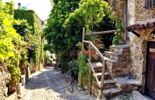 Bussana Apartment | Albero Maestro on Bussana seaside